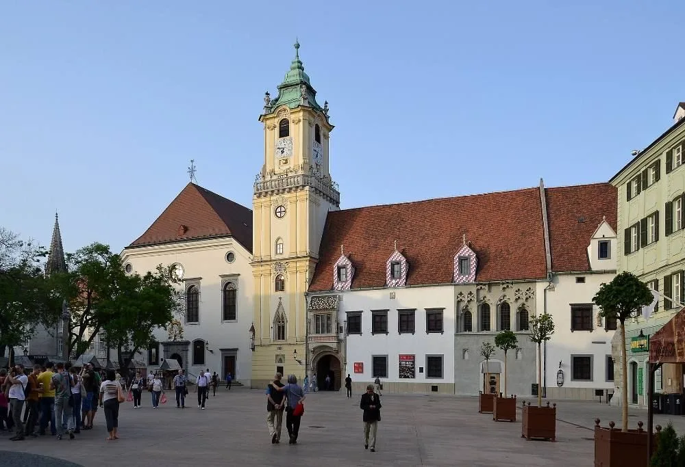 Bratislava en catamarán