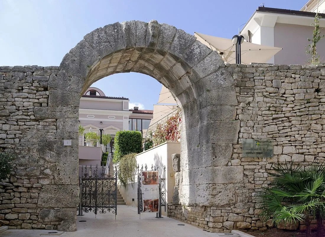 Puerta de Hércules