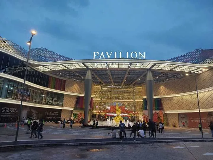 Pavilion · Fuente de Cristal