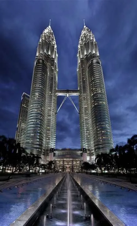 Centro histórico y Petronas