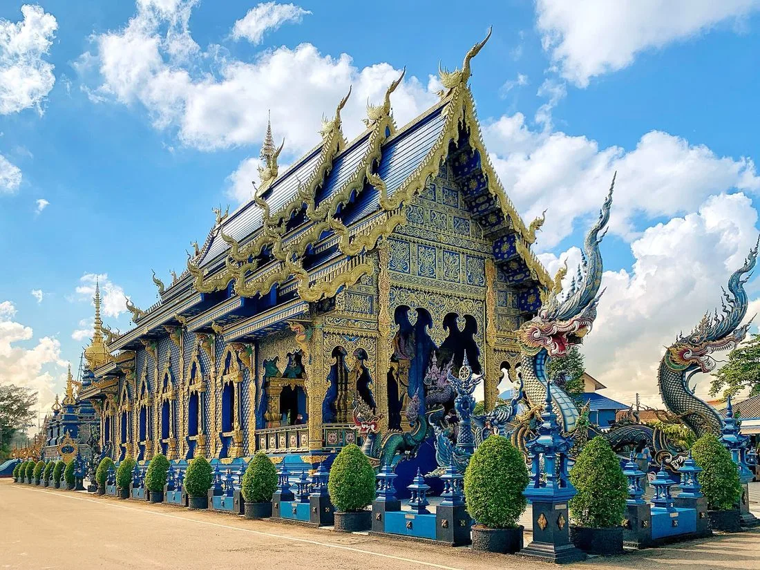Templo Azul · Wat Rong Suea Ten