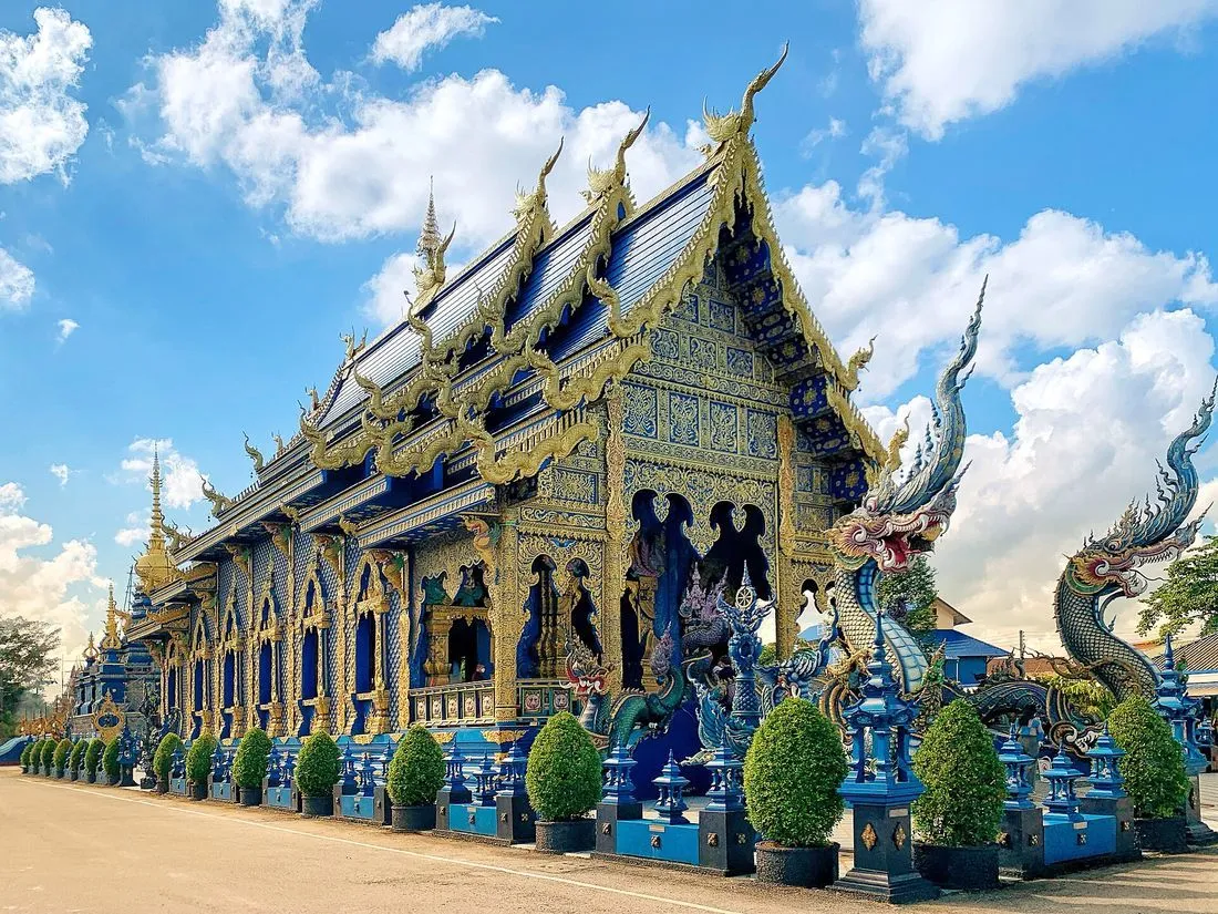 Templo Azul · Wat Rong Suea Ten