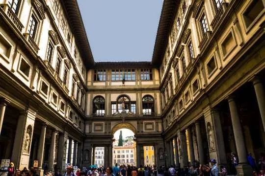 Florencia a fondo y ruta a Módena